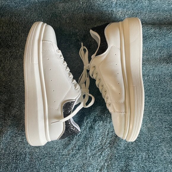 Excellent Condition Berness White Platform Sneakers with Black Glitter Size 8 - Picture 1 of 3